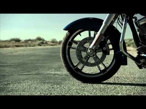 Try Living Off the Straight & Narrow | 2015 Harley-Davidson Road Glide Special
