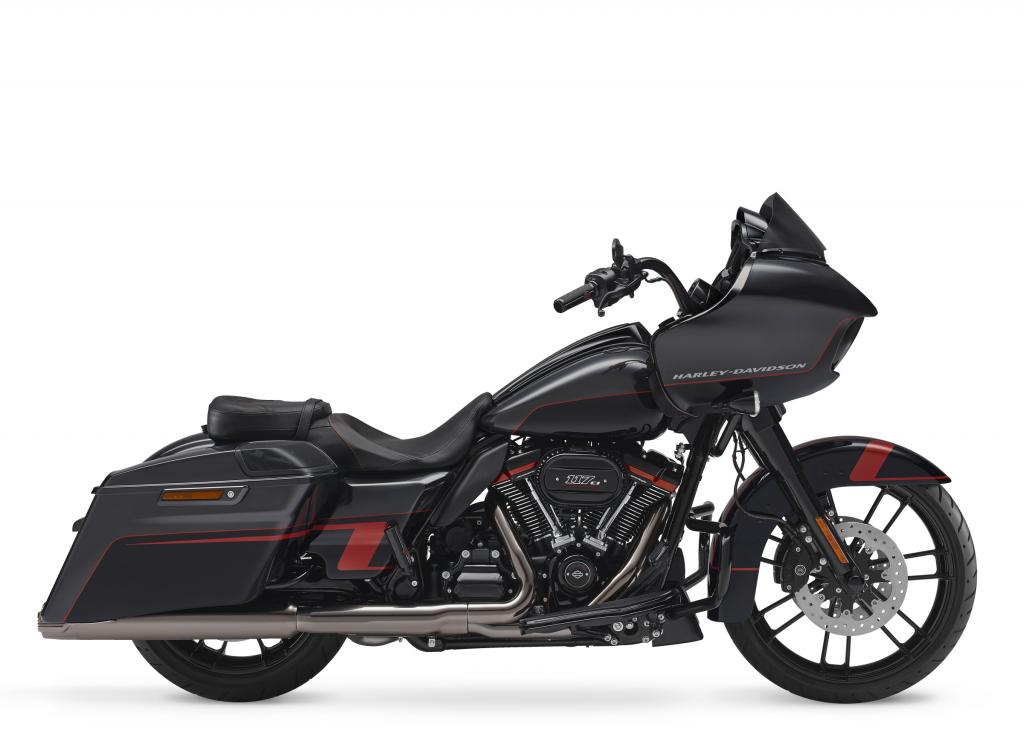 Motocykel Harley-Davidson CVO Road Glide model 2018
